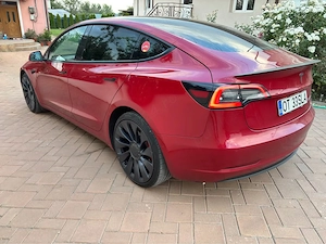 2022 Tesla Model 3 Performance - imagine 5