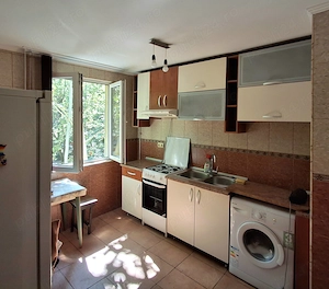 Direct Proprietar inchiriez Garsoniera spatioasa etaj 2 Izv Crisului, mobilata modern utilata 40mp - imagine 3