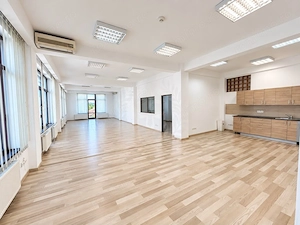 SPATIU DE BIROURI  MODERN //ZONA CENTRALA ,PLOIESTI - imagine 3