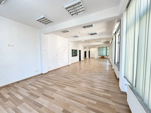 SPATIU DE BIROURI  MODERN //ZONA CENTRALA ,PLOIESTI - imagine 11
