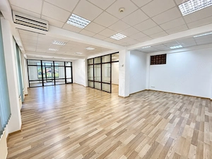SPATIU DE BIROURI  MODERN //ZONA CENTRALA ,PLOIESTI - imagine 16