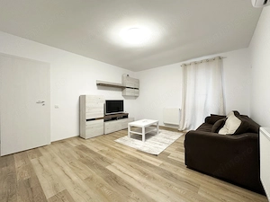 Apartament retras, cu centrala si parcare - imagine 3
