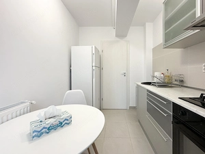 Apartament retras, cu centrala si parcare - imagine 6