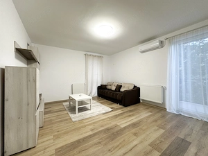 Apartament retras, cu centrala si parcare - imagine 2