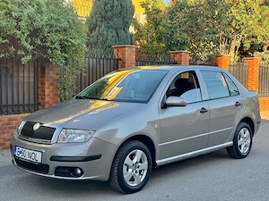 Skoda Fabia 1.2 benzină 75CP    - 2 km