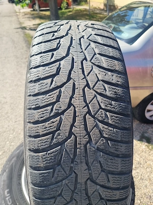 4 cauciucuri de iarna 215 65 16 cu jante de aliaj 5x114.3 de nissan si Duster - imagine 2