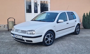 Vand golf 4 1.6 benzina an 2001 - imagine 2