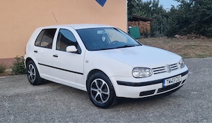 Vand golf 4 1.6 benzina an 2001 - imagine 4