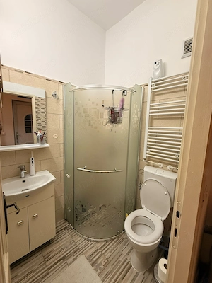 Închiriez apartament 1 camera - imagine 4