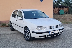 Vand golf 4 1.6 benzina an 2001 - imagine 3