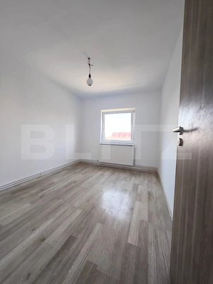 Apartament spațios, 4 camere, 2 bai, 2 balcoane,etaj intermediar,zona  Odobescu  - imagine 3