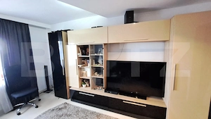 Apartament 4 camere decomandat, 77 mp utili + balcon, centrală – Tractorul - imagine 2