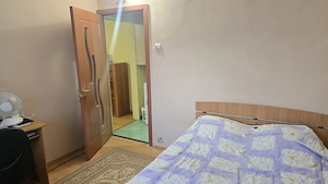 Vand apartament 3 camere semidecomandat in Deva, zona Micro 15, etaj 1, izolat exterior, apa trasa  - imagine 9