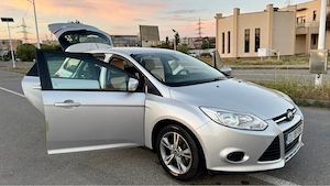 Ford focus 3 benzina impecabil - imagine 9