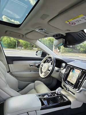 Volvo V90 T8 AWD Hibrid - Plug in - Harman Kardon - Camere 360  - imagine 9