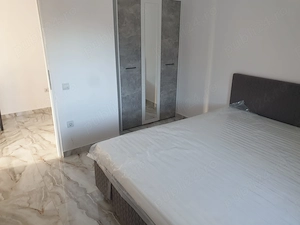 De inchiriat apartament cu 2 dormitoare living baie si bucatarie - imagine 5