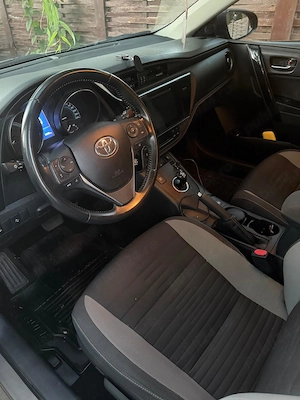 Toyota Auris 1.8 Hybrid, hatchback, an 2018, 85.000km - imagine 3