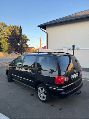 Volkswagen Sharan 2.0 TDI 140 CP 7 locuri - imagine 5