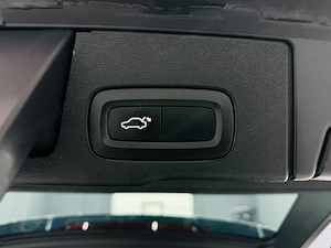 Volvo XC60 - imagine 17
