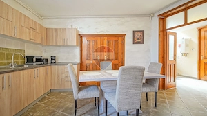 Apartament 2 camere, 73 mp, Centrul Istoric Brașov, Str. Castelului - imagine 4