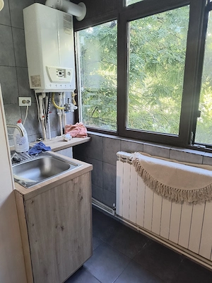 închiriez apartament  - imagine 9