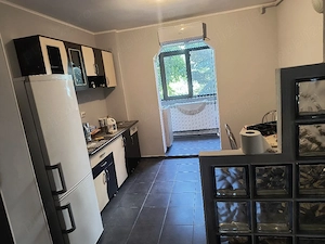 închiriez apartament  - imagine 4