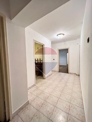 Apartament cu 3 camere de închiriat în zona Bancilor - imagine 10