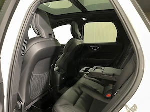 Volvo XC 60 - imagine 12