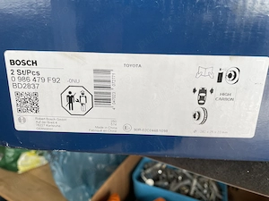 Discuri frâna si plăcuțe față Corolla hibrid  - imagine 2