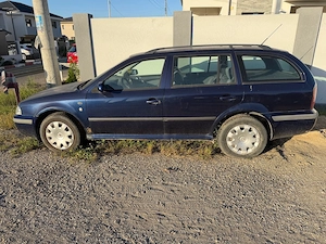 vand skoda octavia 2001 1.6 benzina + GPL   Rabla   dezmembeari - imagine 3