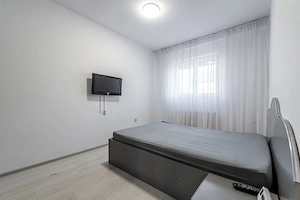 Apartament la cheie cu 2 camere la casa in Parneava Comision 0% - imagine 5