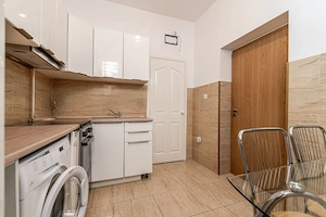 Apartament la cheie cu 2 camere la casa in Parneava Comision 0% - imagine 10