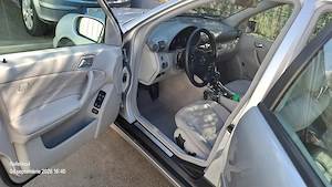 Mercedes-Benz C 220 CDI W203 Facelift Avantgarde   150 CP   cutie automată   275.000 km documentați - imagine 3