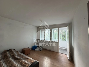 Apartament cu 2 camere de vânzare,decomandat,Gheorghe Lazăr,Timișoara - imagine 3