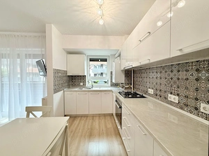 Vanzare Apartament de 3 camere, 79 mpu , Lebedei, nr27, Bl.B27, Brașov  - imagine 9
