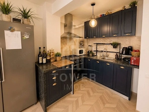 Apartament 3 camere cu 2 băi, 2 locuri de parcare și 2 balcoane - imagine 4