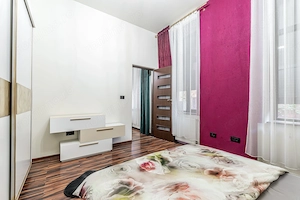 APARTAMENT ULTRACENTRAL | STR. UNIRII | MONUMENT ISTORIC - COMISION 0 - imagine 4