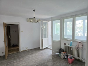 Proprietar, vand ap. 3 camere semidecomandat, Gorjului, et. 3 9 - imagine 5