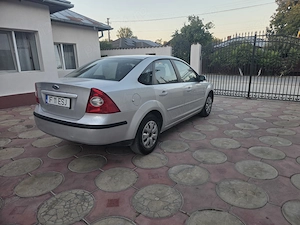 Ford Focus Berlina 2007-Versiunea 16.benzina.110Cp. Norma de poluare E 4. Provenienta RO.156000KM - imagine 4