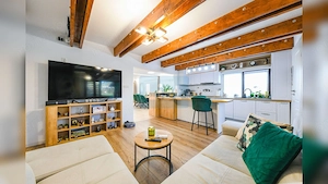 Casă NZEB cu curte amenajată & terasă Rooftop în Câmpenești. - imagine 11
