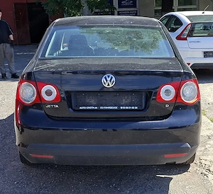 Dezmembram Volkswagen Jetta - imagine 2