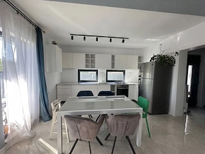 Casa individuala tip duplex, locuinta, spatiu pt afacere, P+E+M, mobilat, utilat Ghiroda, com=0% - imagine 4
