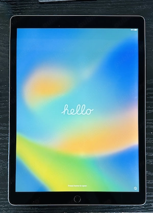 iPad Pro 12,9  128 GB Wi-Fi   A1584   stare foarte bună