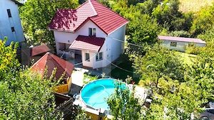 Casa 4 camere, 120 mp, 700 mp teren, zona Breazu