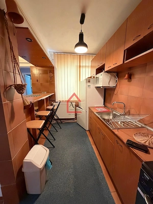 Apartament cu 3 camere, Decomandat, Piata Unirii-Ultra Central - imagine 3