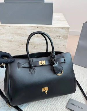 Balenciaga geantă de damă, piele naturală
