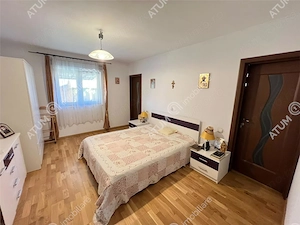 Casa 3 camere pivnita pod si teren 438 mp Calea Cisnadiei Sibiu - imagine 3