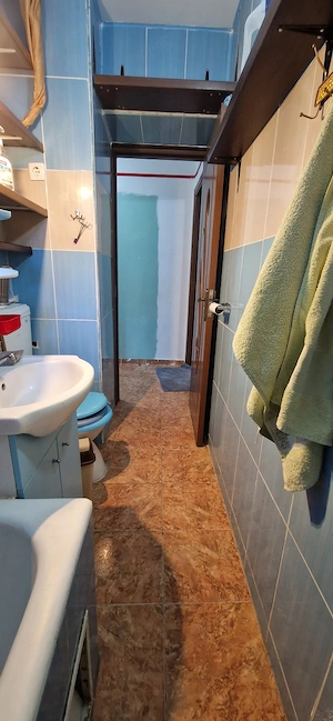 Apartament 3 camere, 65 mp, zona Bals - imagine 11
