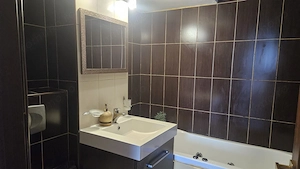 Apartament 3 camere de inchiriat | Faleza Nord - imagine 12