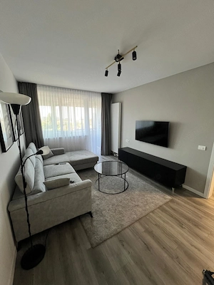 Apartament cu 2 camere decomandat Renovat Torontalului